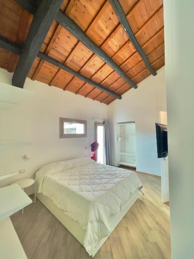 Domu Virginia Bed & Breakfast Castiadas Exterior photo