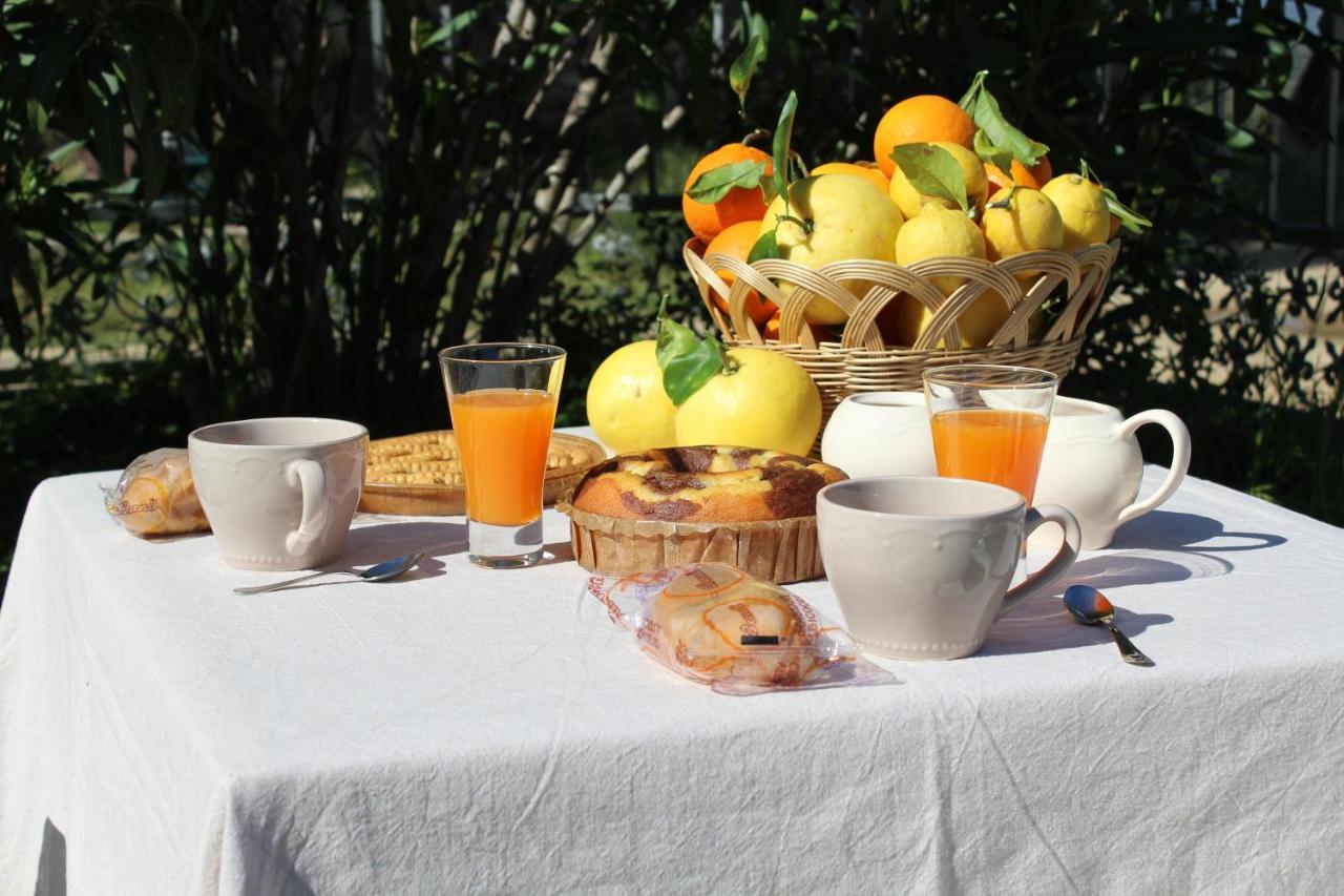 Domu Virginia Bed & Breakfast Castiadas Exterior photo